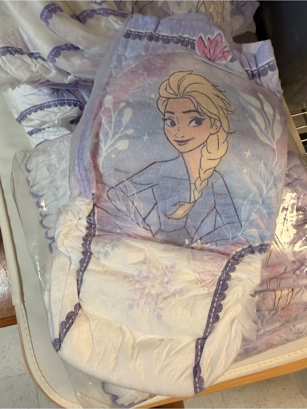 Disney Elsa Training Pants in Lavender and White (32 ct)